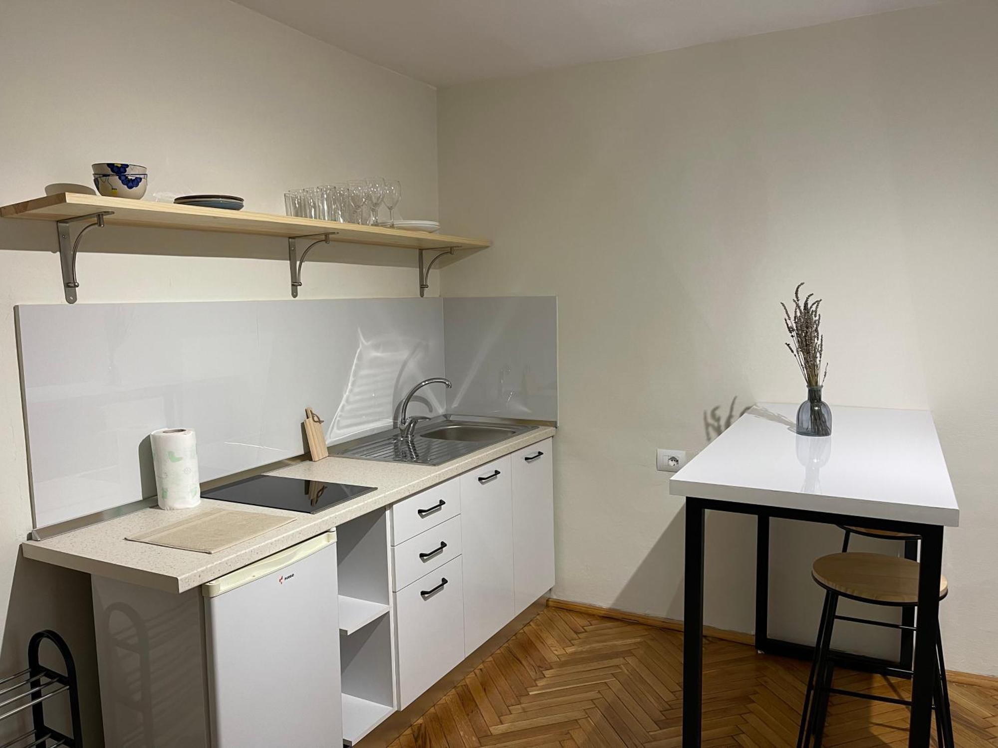 Cozy Apartment, In The Center Of Tiranë Luaran gambar